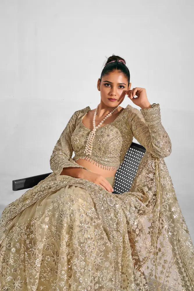 Get Wedding-Ready With This Golden Net Saree Saree