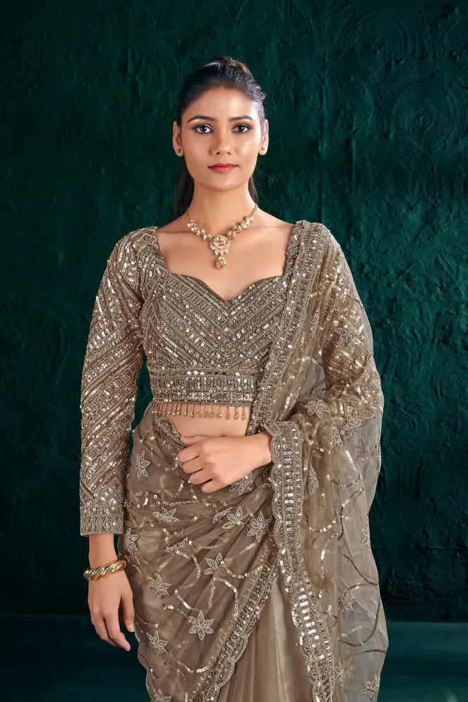 Golden Net Saree With Delicate Stone Work For A Refined Look Saree