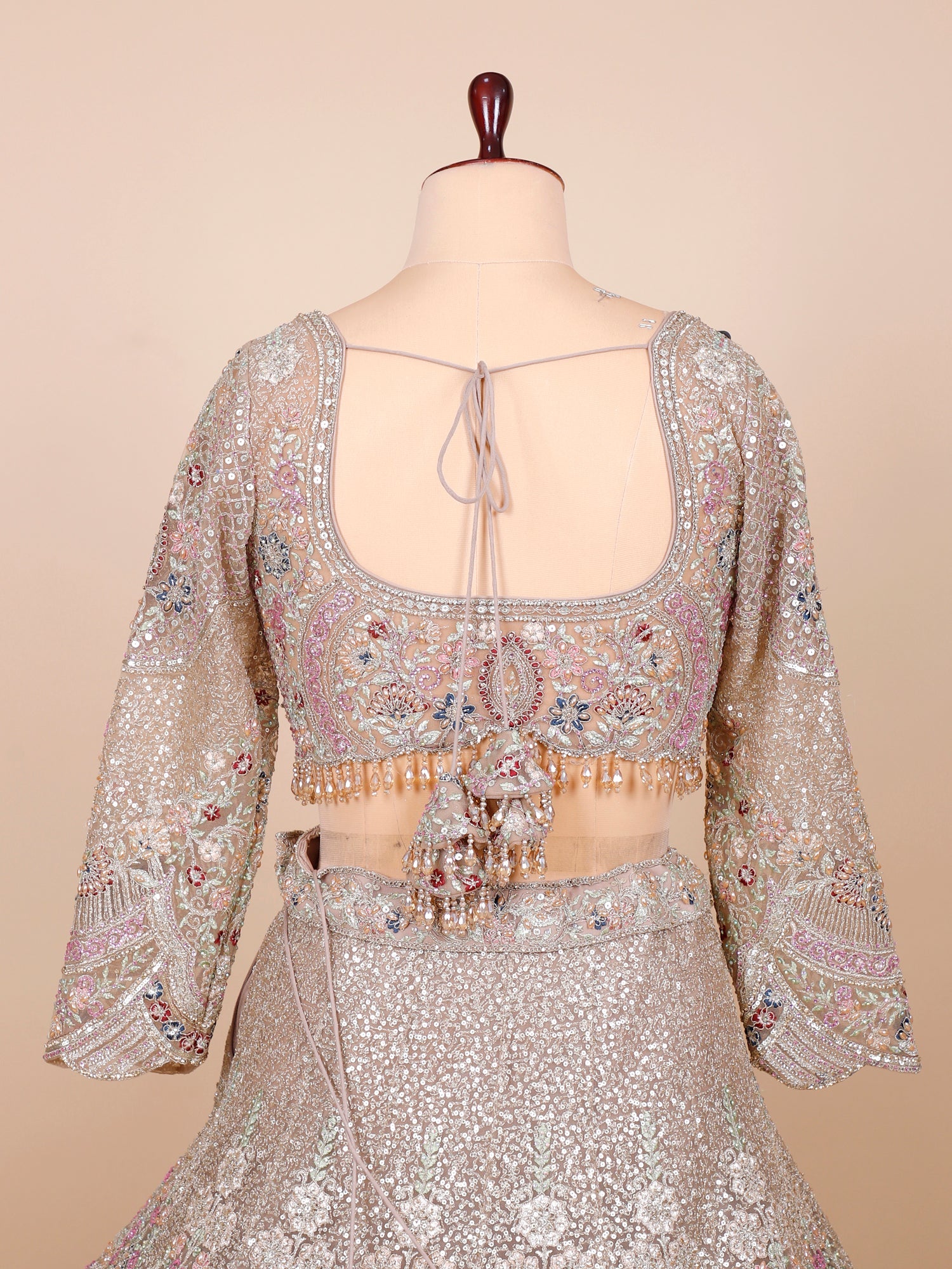 Noor-E-Zari Lehenga with jarkan