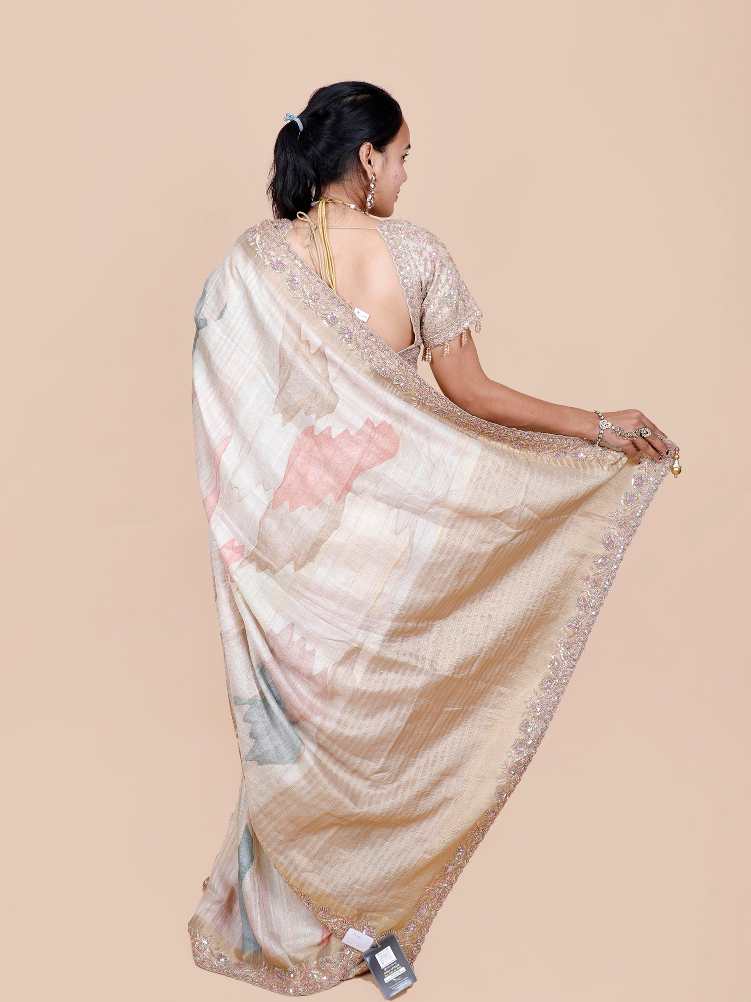 Amber Mist Handcrafted Saree with print jarkan