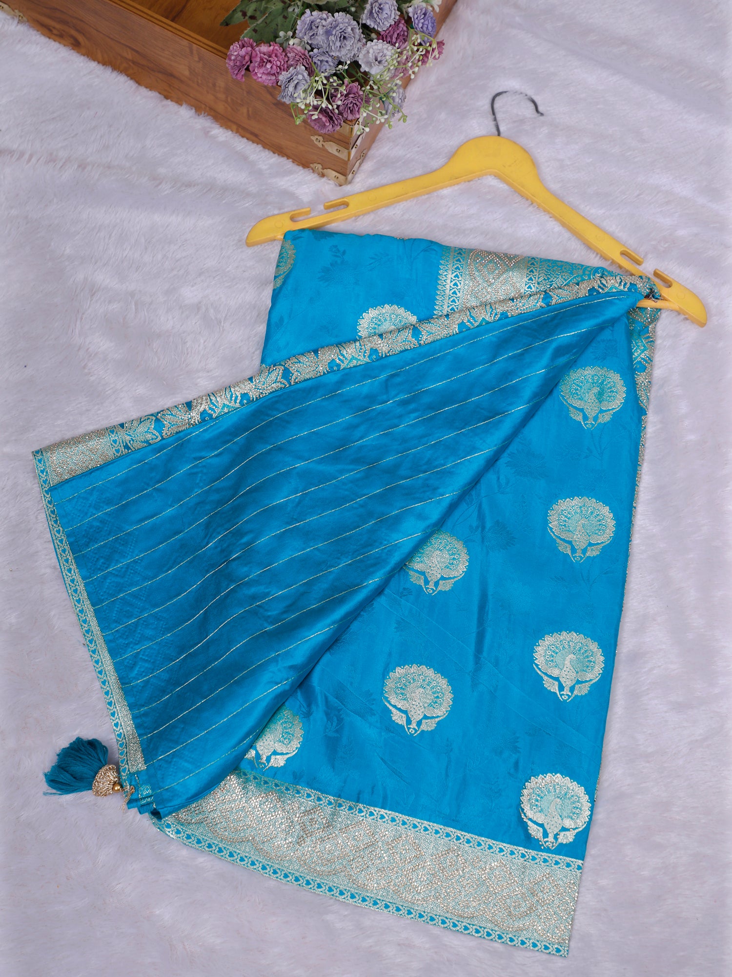SwarRang Dual Tone Silk-Mousse Saree – 5 Bold Combinations