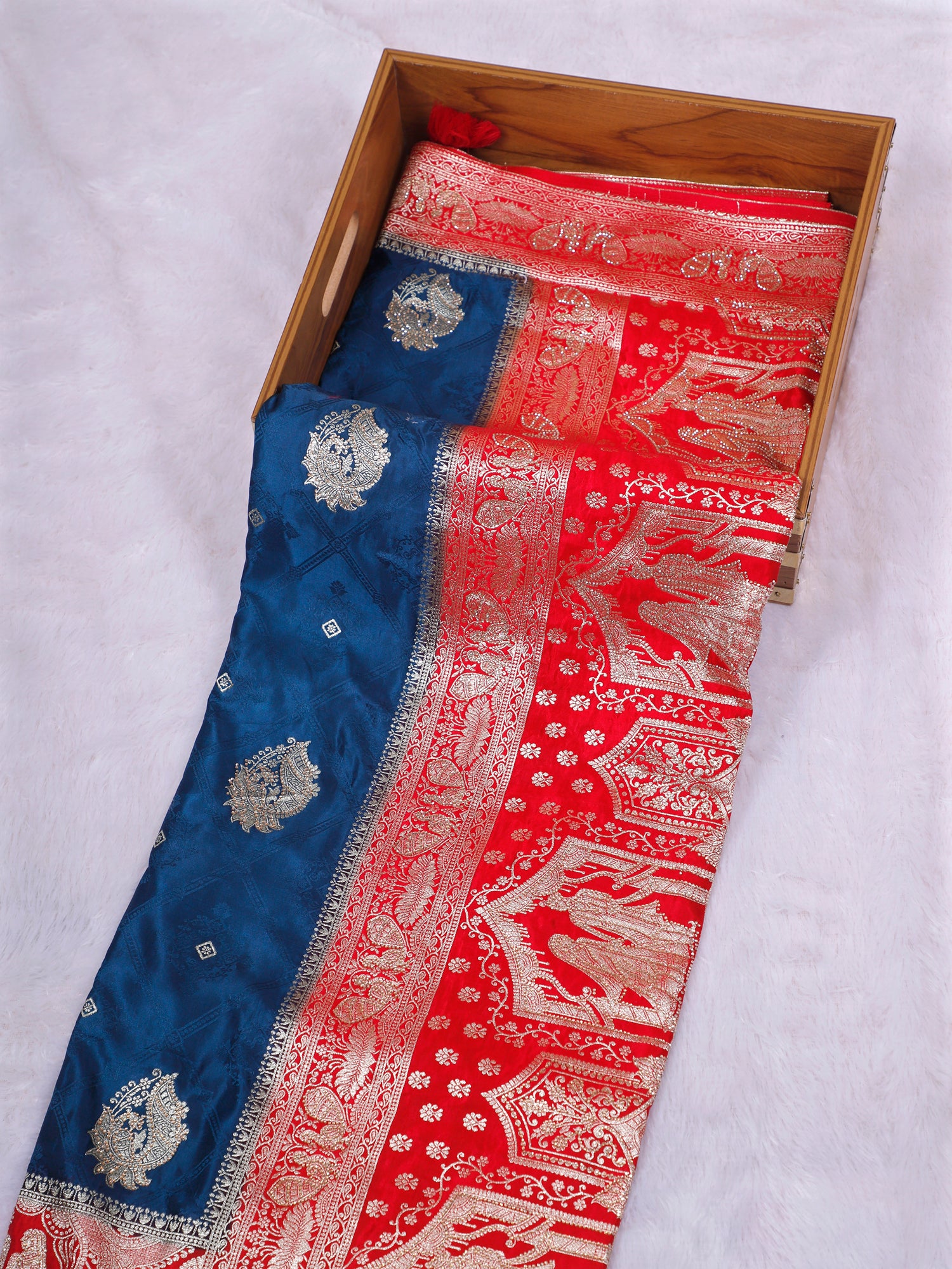 Red-Blue Rajvanshi Sparkle Silk Saree With Sequins