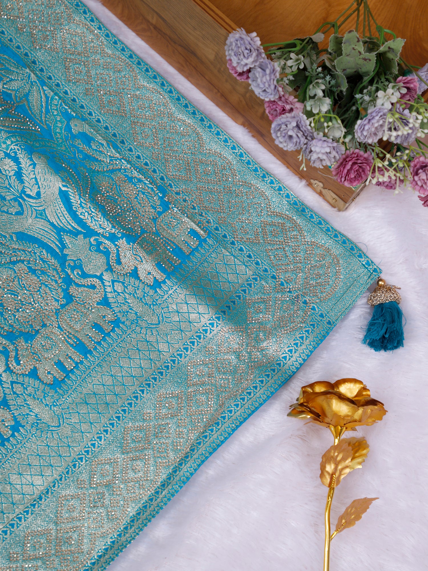 SwarRang Dual Tone Silk-Mousse Saree – 5 Bold Combinations