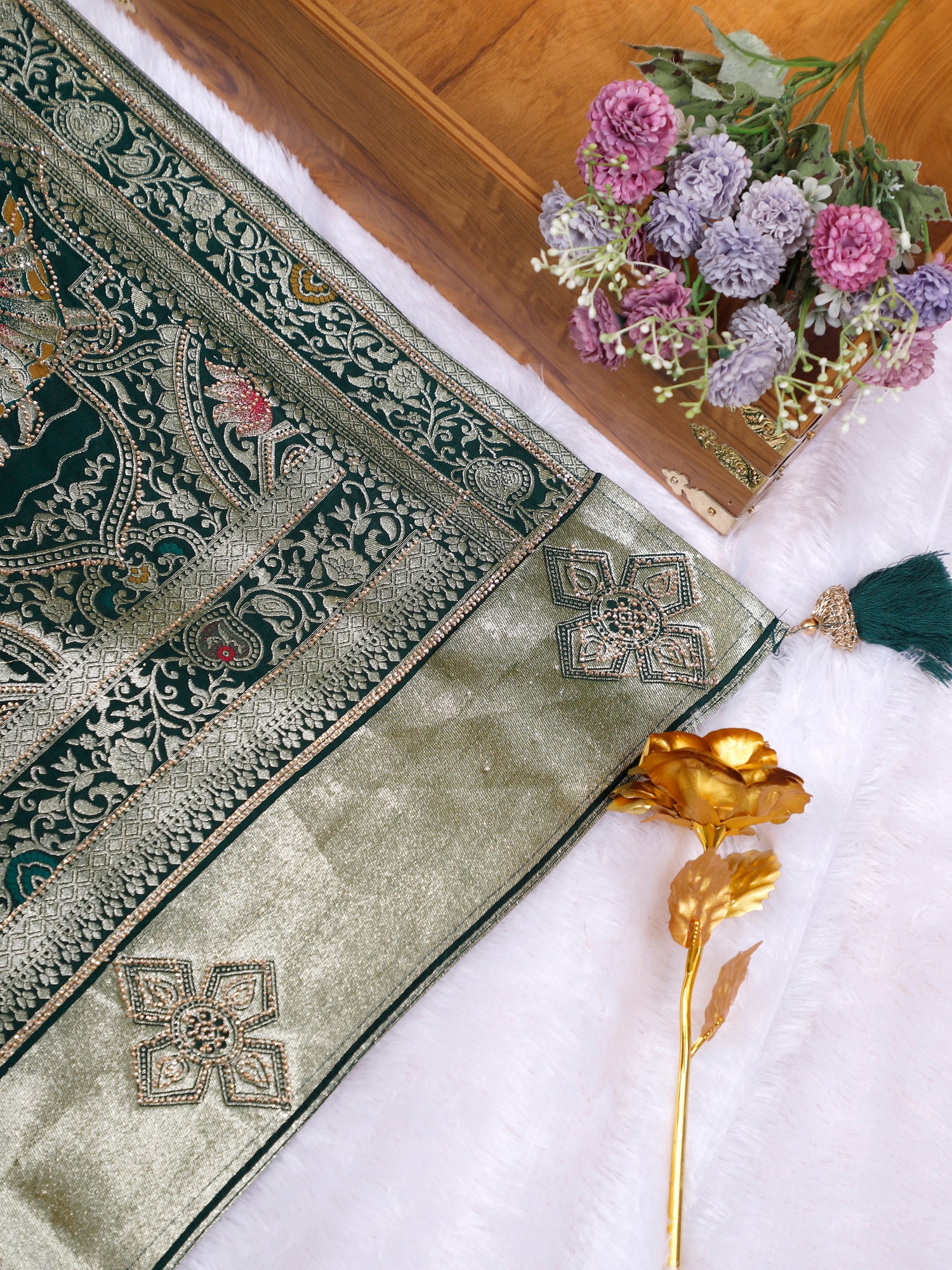 Red–Green Rajwada Swarovski Silk Saree