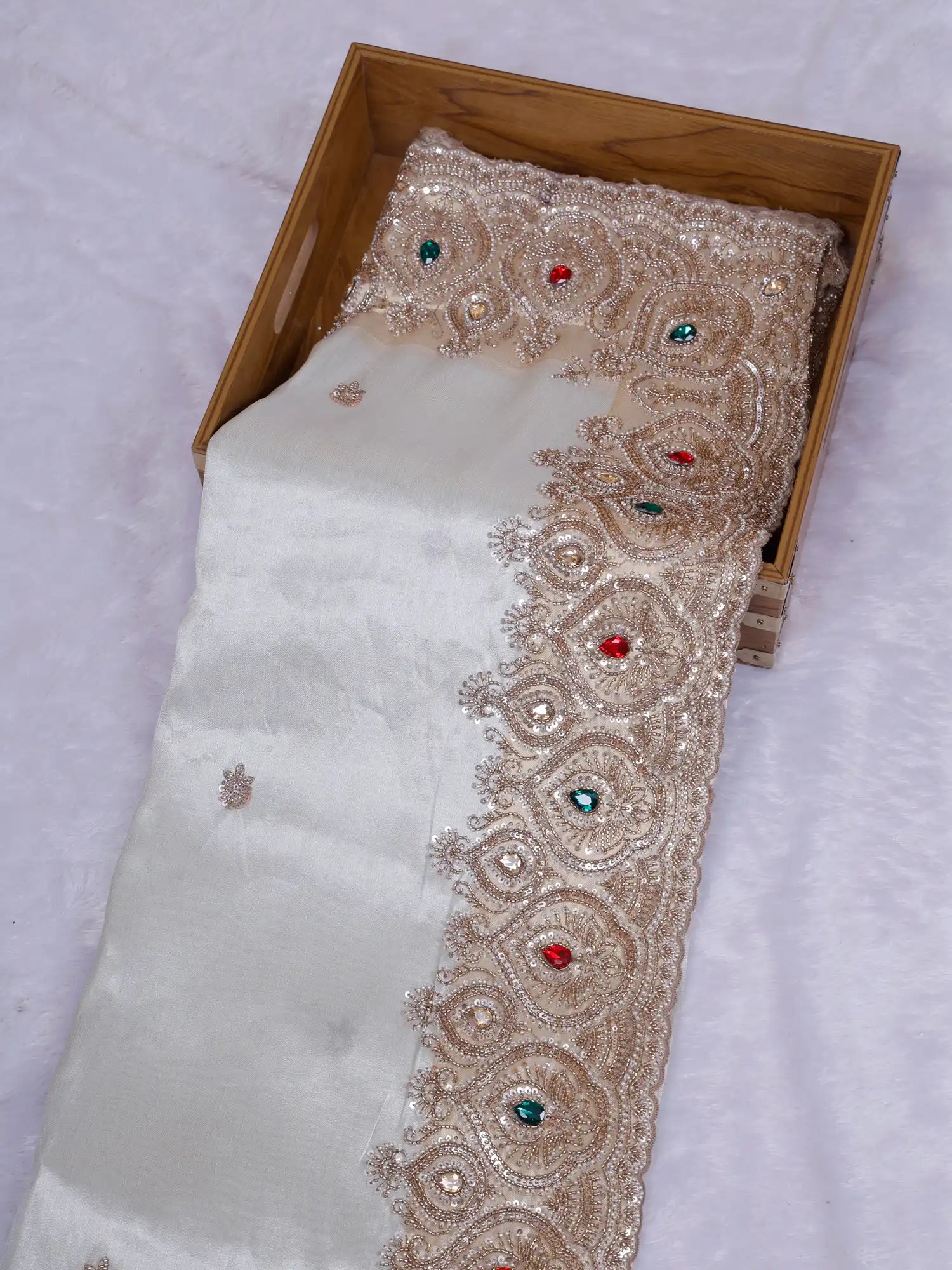 Discover Premium Dual Tone Silk Saree Collection Online