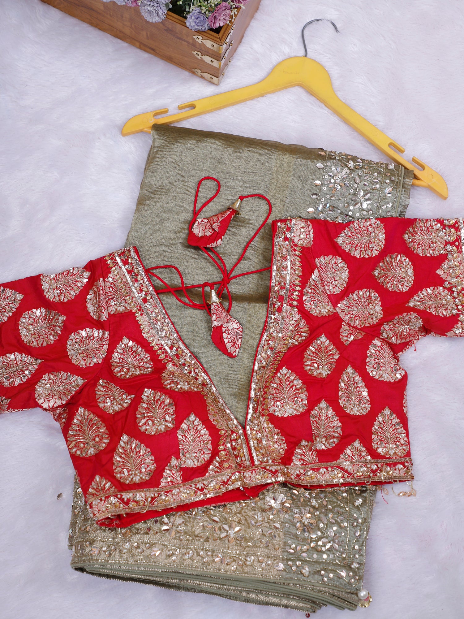 Red Olive Green Aafreen Dual-Tone Saree