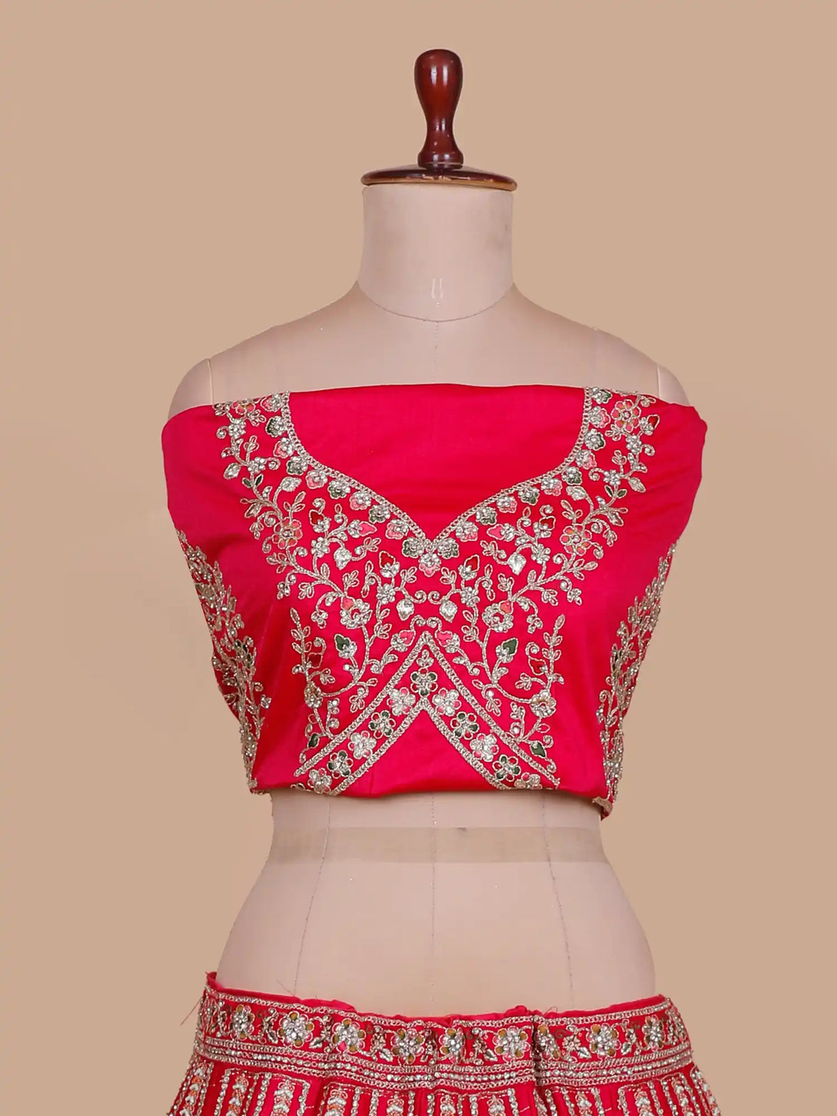 Grand Rani Silk Lehenga Showcasing Peacock Motifs and Layered Embroidery