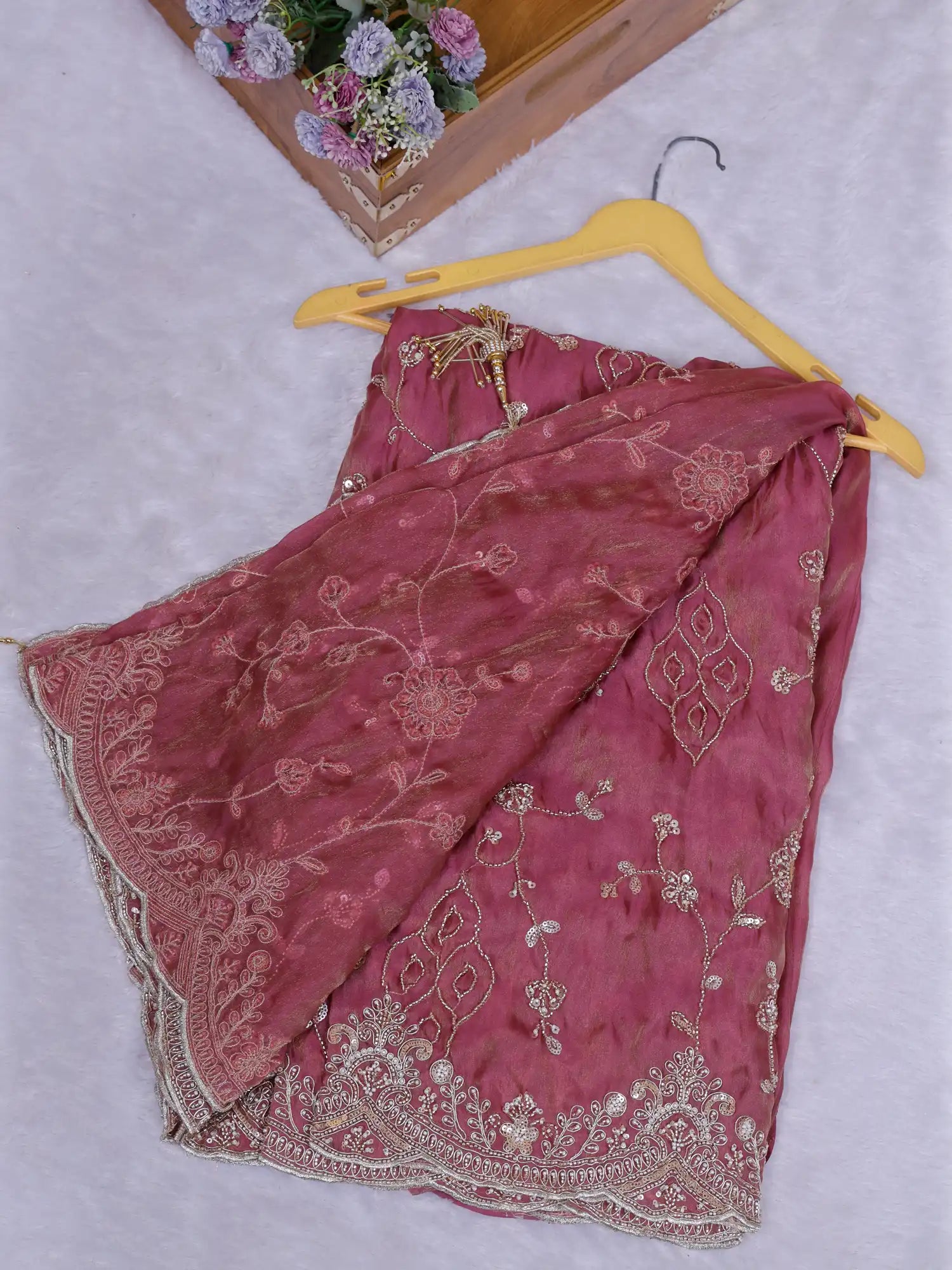 Discover Elegant Mauve Organza Saree Online With Designer Sequins Work